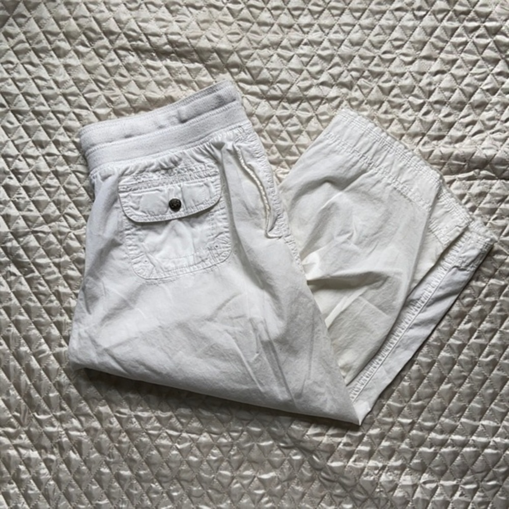 Lee White Cargo Capri